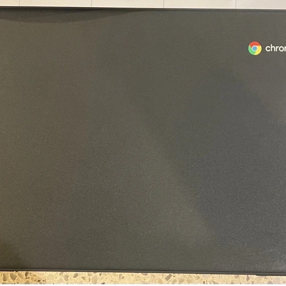 Lenovo Laptop - Sleek Black Design
